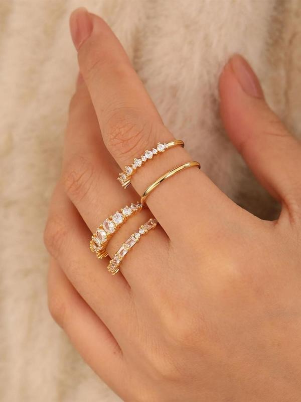 Elegant Rhinestone Ring